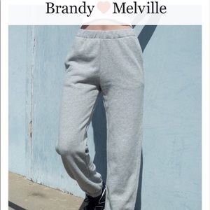Brandy Melville Rosa sweatpants